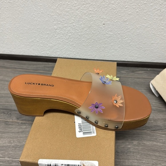 Lucky Brand Clear Floral Platform Sandals - Picture 5 of 6
